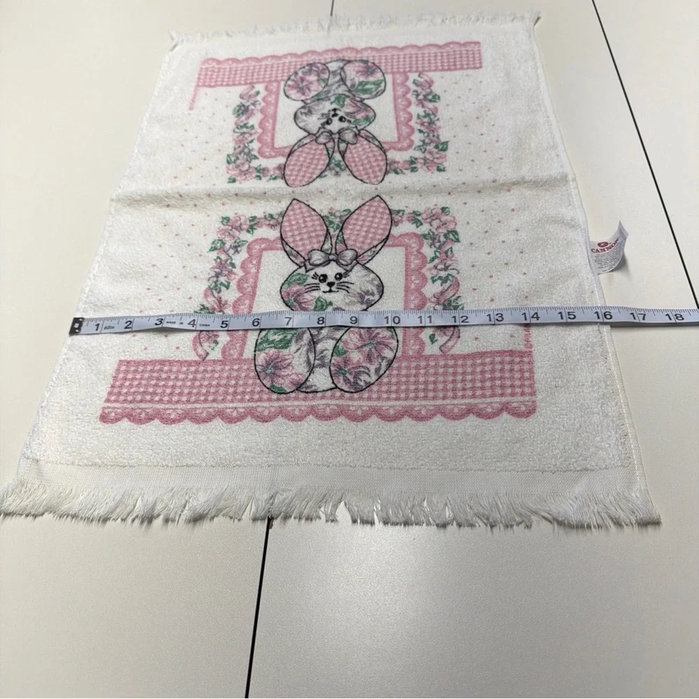 NWOT VTG Cannon Kitchen Towel 1980s-1990s Made‎ USA Bunny Flowers Country Cotton